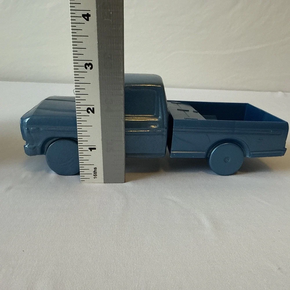 Vtg Avon 73 Ford Ranger Pickup Wild Country After Shave Decanter Full Box Decals